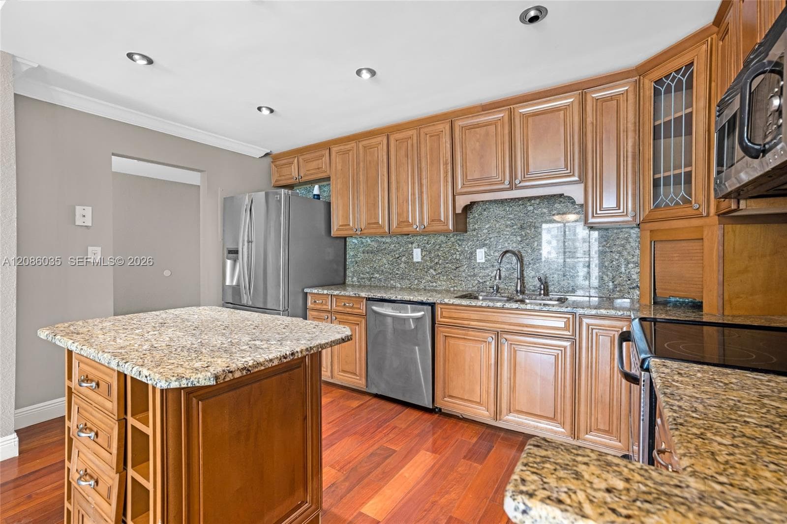 OCEANVIEW BUILDING A · #1520 in Sunny Isles Beach - Photo 12