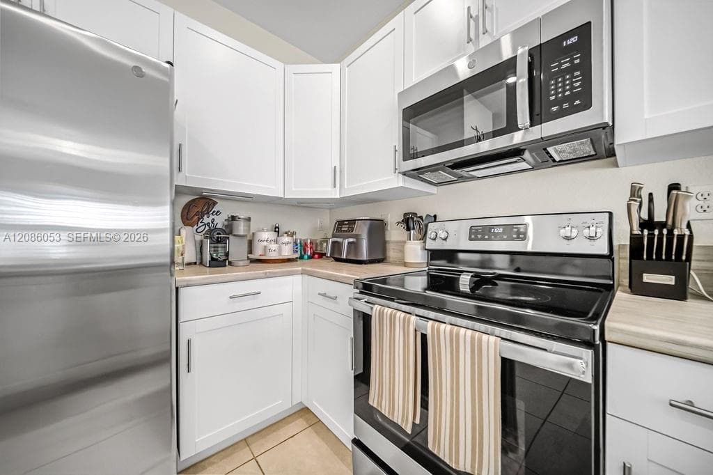 10657 W 32nd Ln photo 13