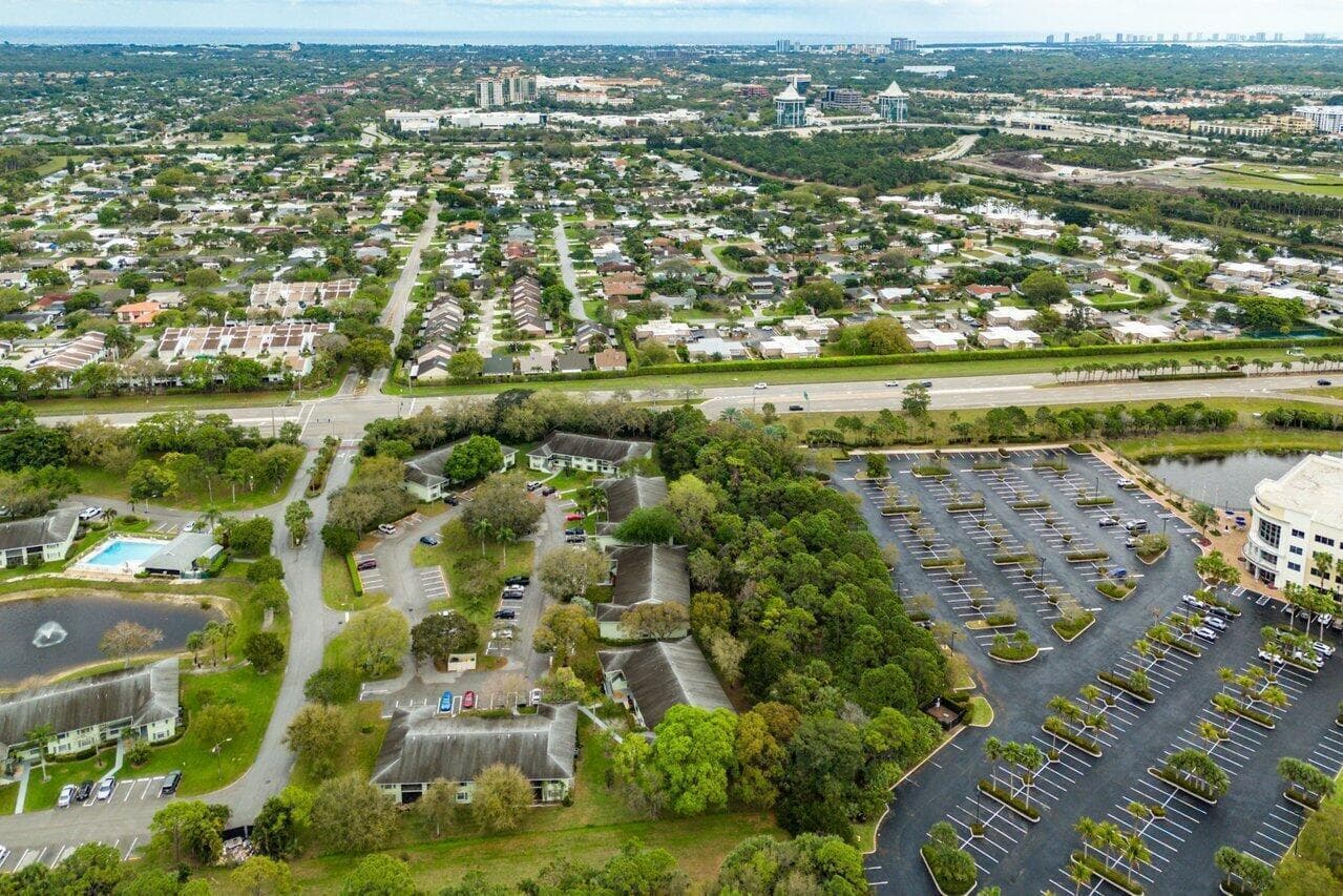 048-2001SabalRidgeCourt-A-PalmBeachGarde