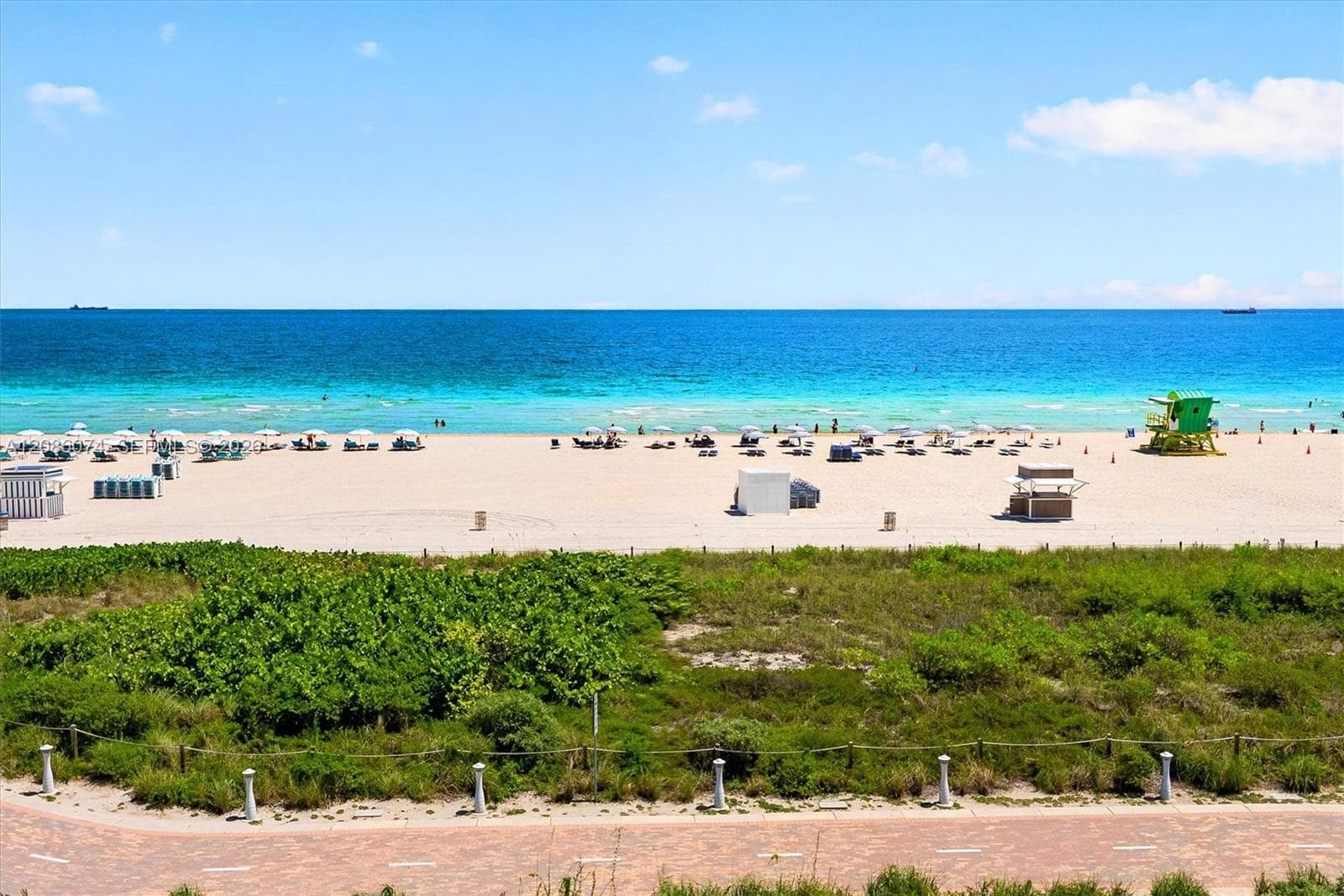 Presidential Condo · #518 in Miami Beach - Photo 2
