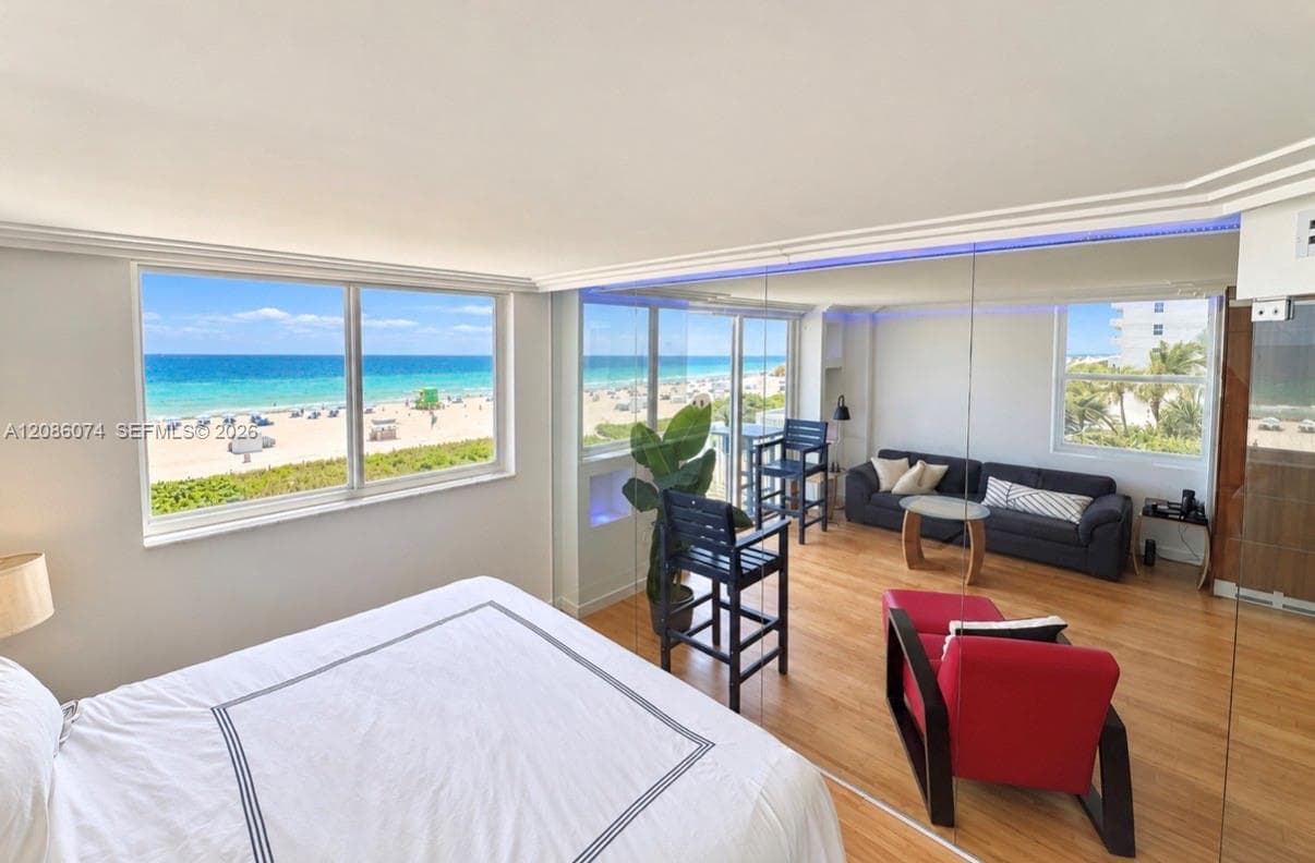 Presidential Condo · #518 in Miami Beach - Photo 9