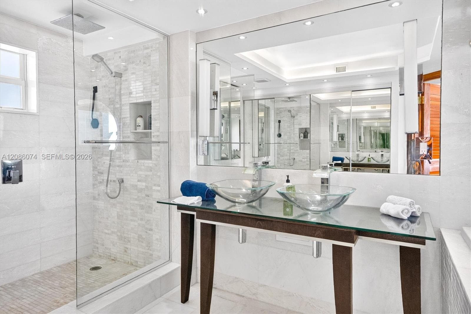 Presidential Condo · #518 in Miami Beach - Photo 19