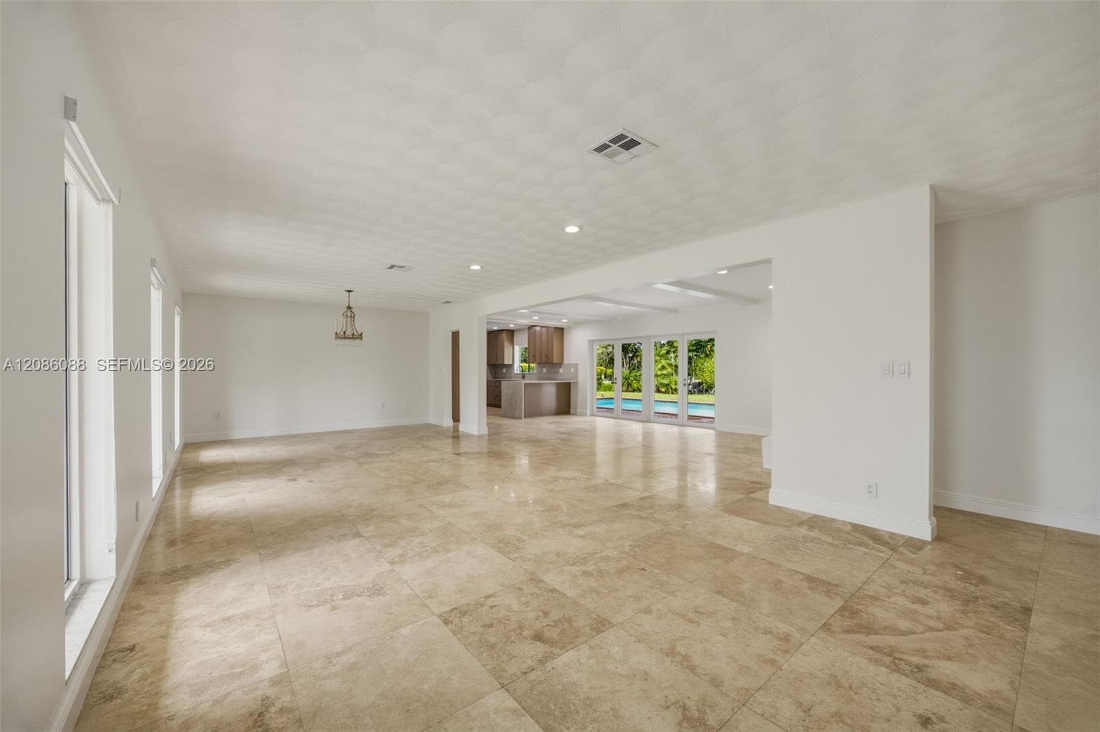 13240 SW 70th Ave photo 4