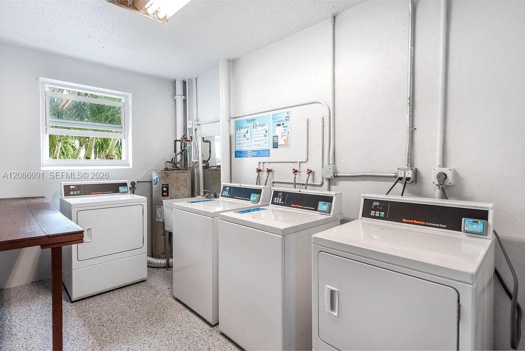 MEADOWBROOK · #106 in Hallandale Beach - Photo 18
