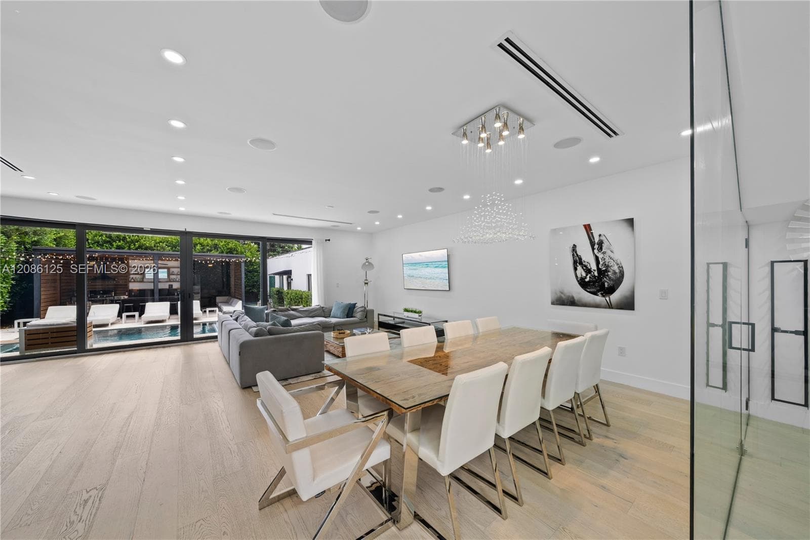 31 NE 51st St photo 9
