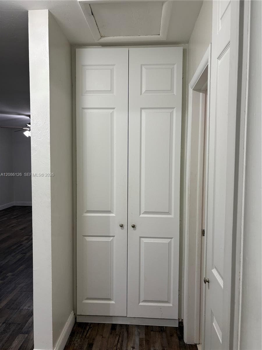 1561 NW 8th Ter #1561 photo 10