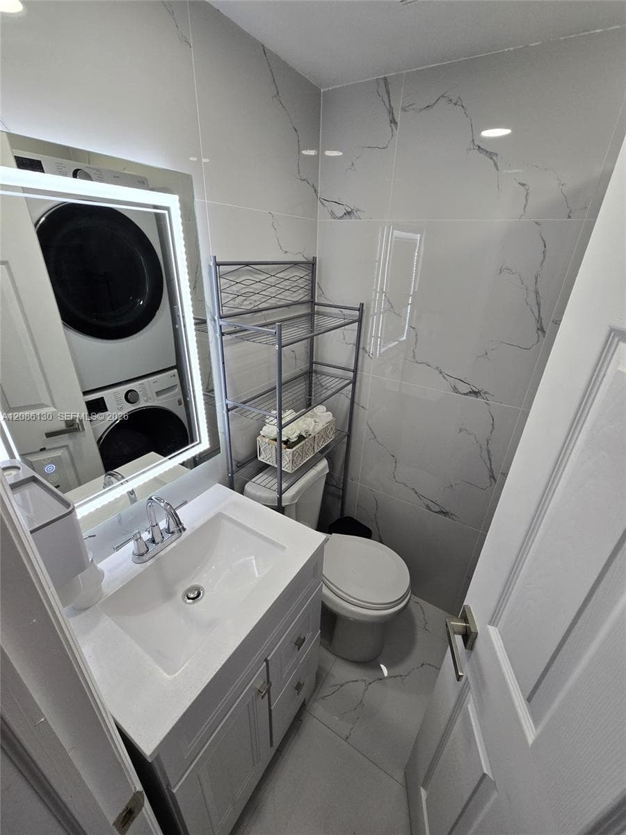 WESTLAND MANORS · #103 in Hialeah - Photo 11