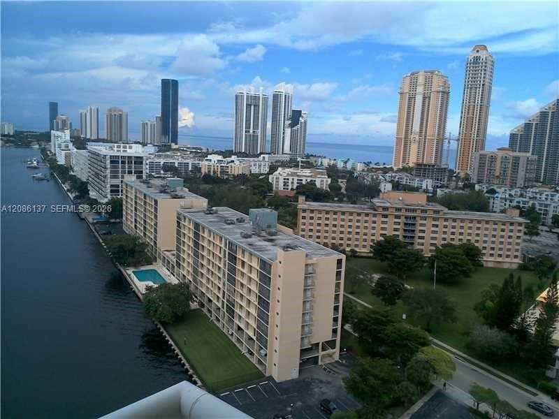 WINSTON TOWERS · #1601 in Sunny Isles Beach - Photo 1