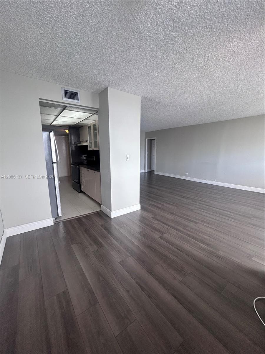 WINSTON TOWERS · #1601 in Sunny Isles Beach - Photo 10
