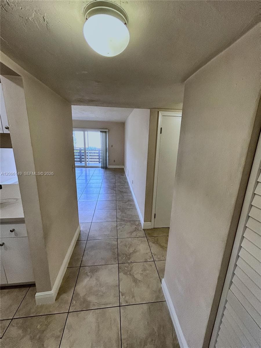 DADELAND CAPRI CONDO · #C214 in Miami - Photo 2