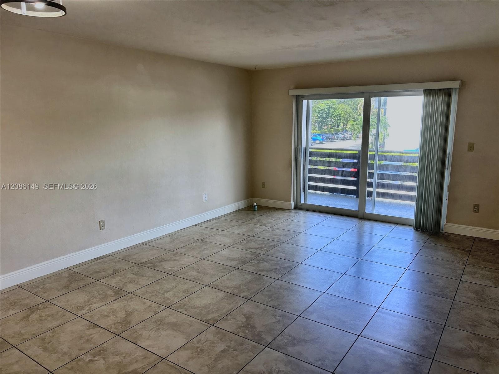 DADELAND CAPRI CONDO · #C214 in Miami - Photo 4