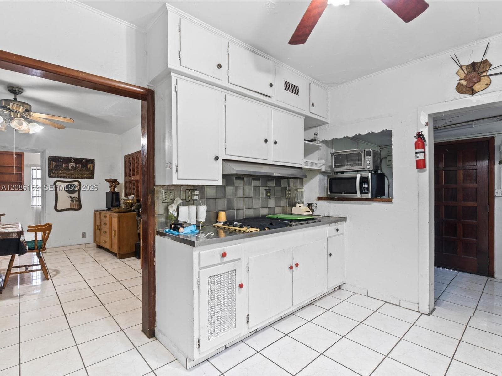 1236 Michigan Ave photo 17