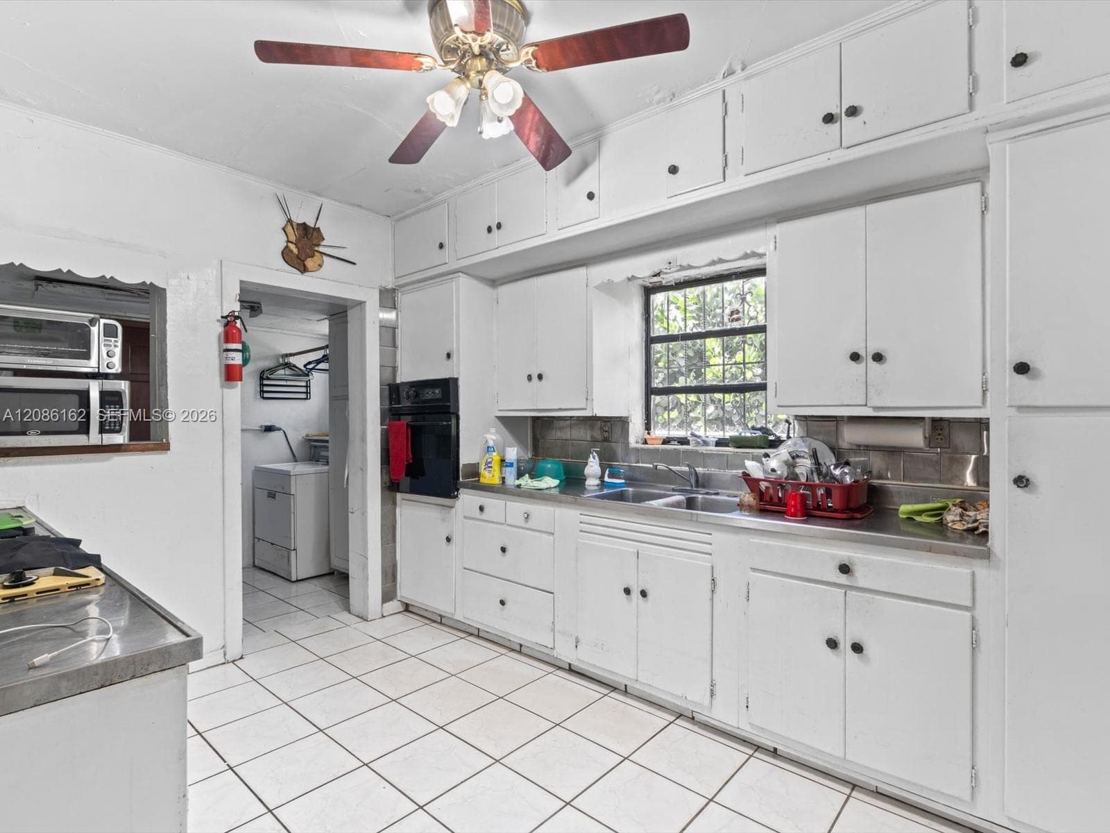 1236 Michigan Ave photo 16