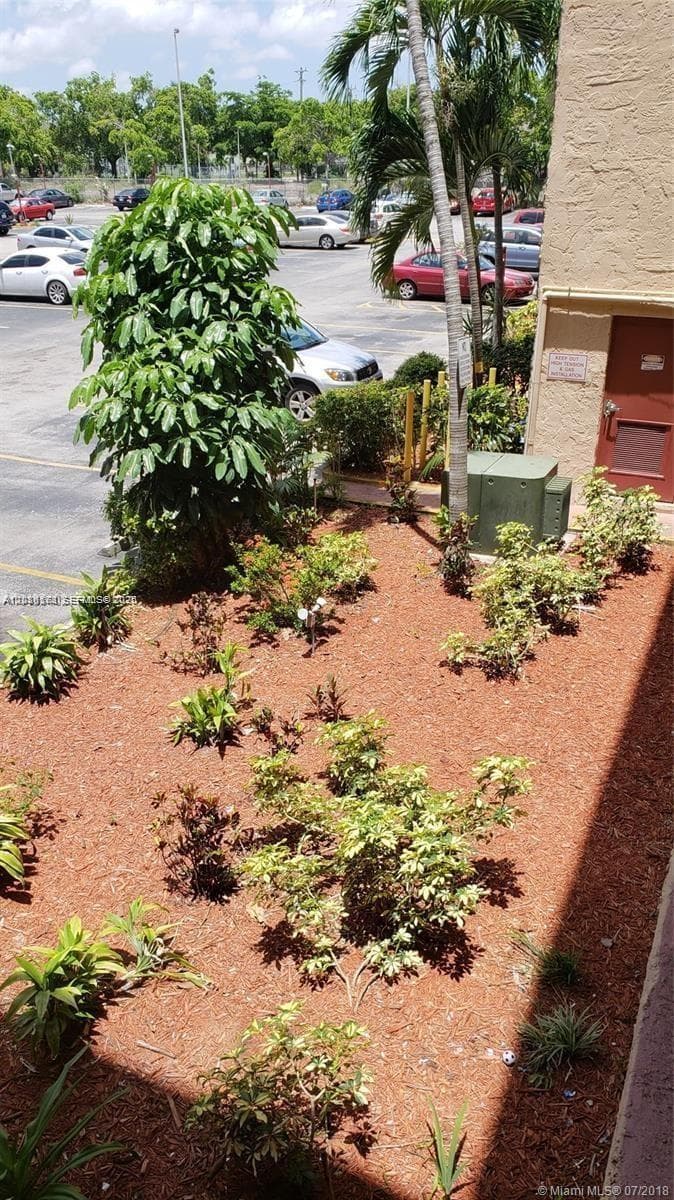 KINGS COVE CONDO · #214 in Hialeah - Photo 2