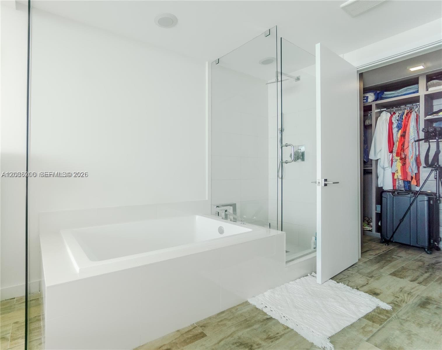 Paraiso Bay · #4402 in Miami - Photo 9