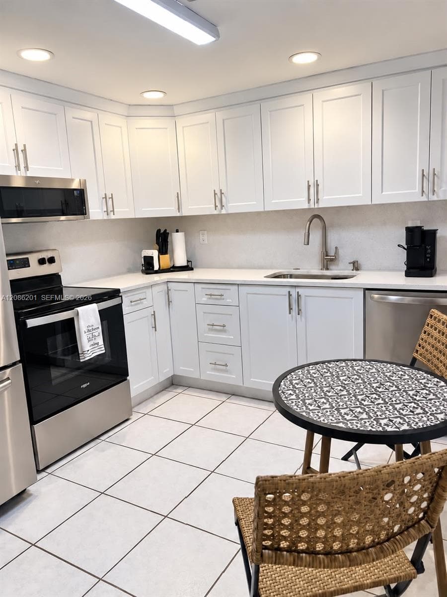 THE ISLES · #413 in Sunny Isles Beach - Photo 7