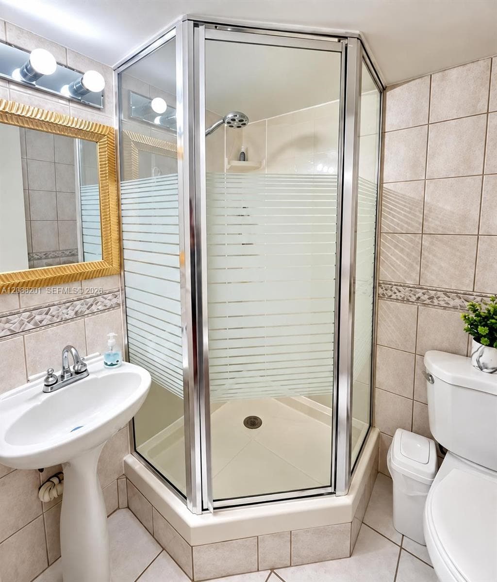 THE ISLES · #413 in Sunny Isles Beach - Photo 15