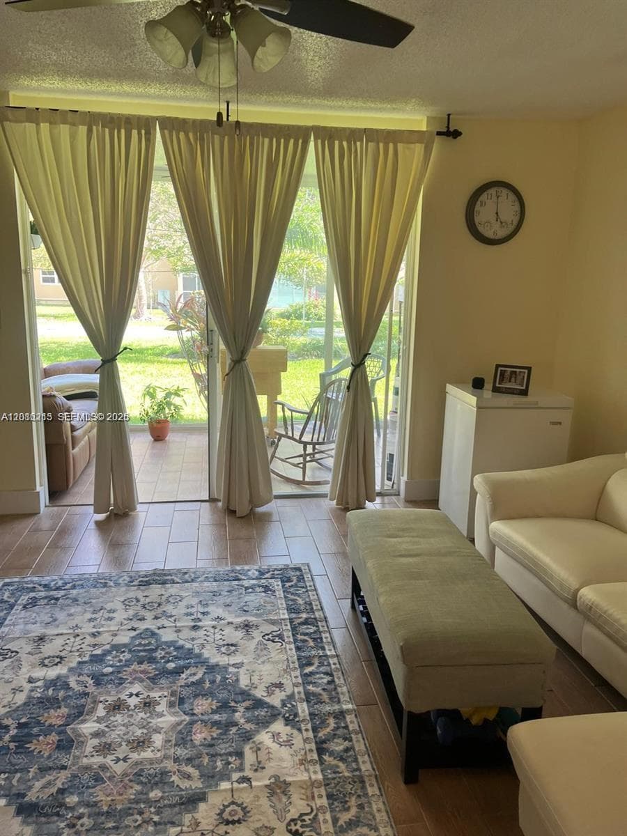 MEADOWBROOK TOWERS CONDO · #107 in Hallandale Beach - Photo 4