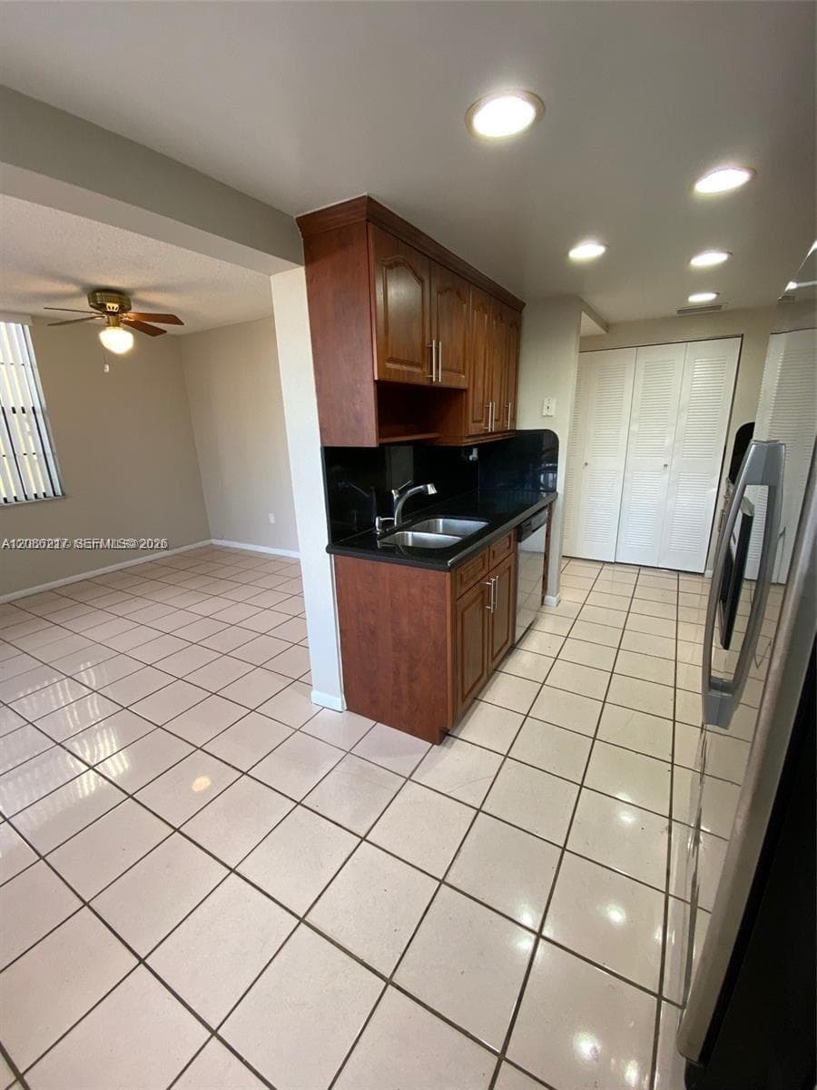 12241 SW 16th Ter #K105 photo 6
