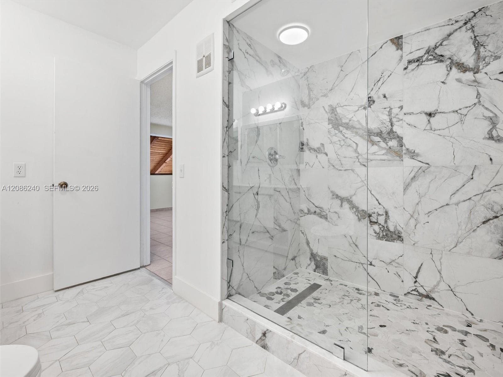1424 SW 131st Place Cir E photo 14
