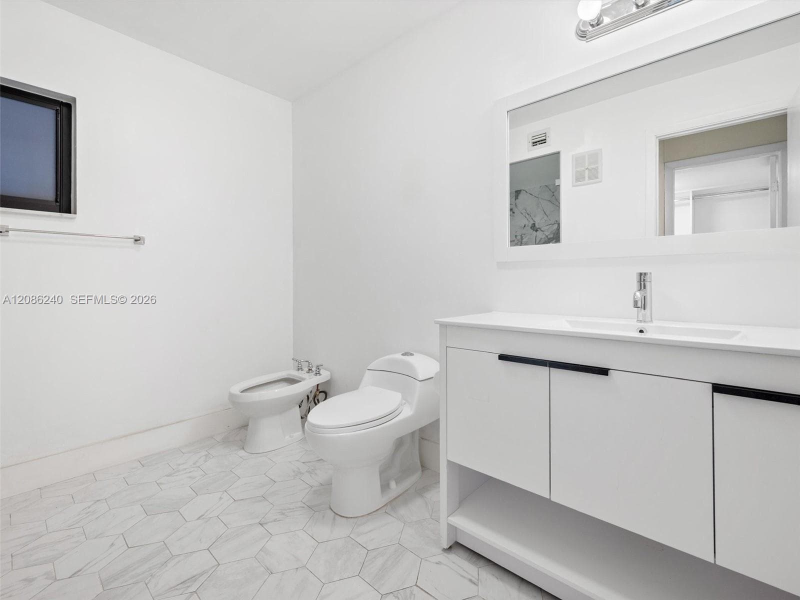 1424 SW 131st Place Cir E photo 15