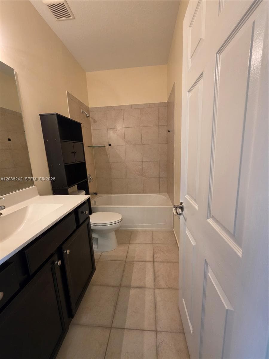 175 SE 34th Ave photo 23