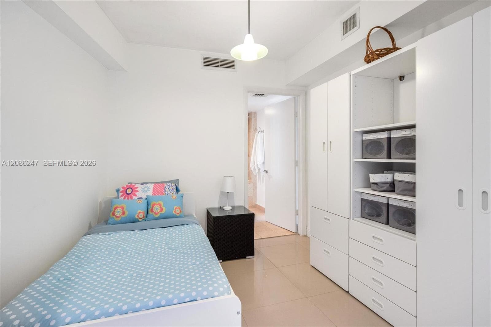 BEACH CLUB THREE CONDO · #4006 in Hallandale Beach - Photo 16