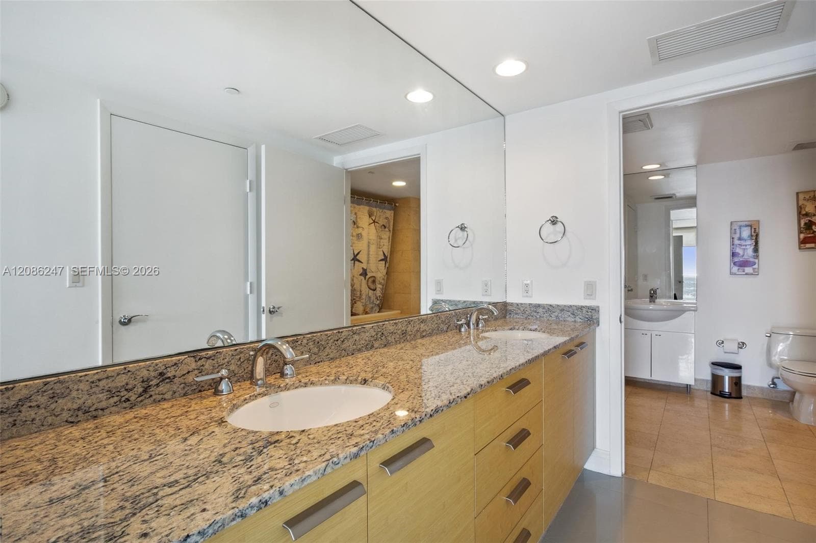 BEACH CLUB THREE CONDO · #4006 in Hallandale Beach - Photo 12