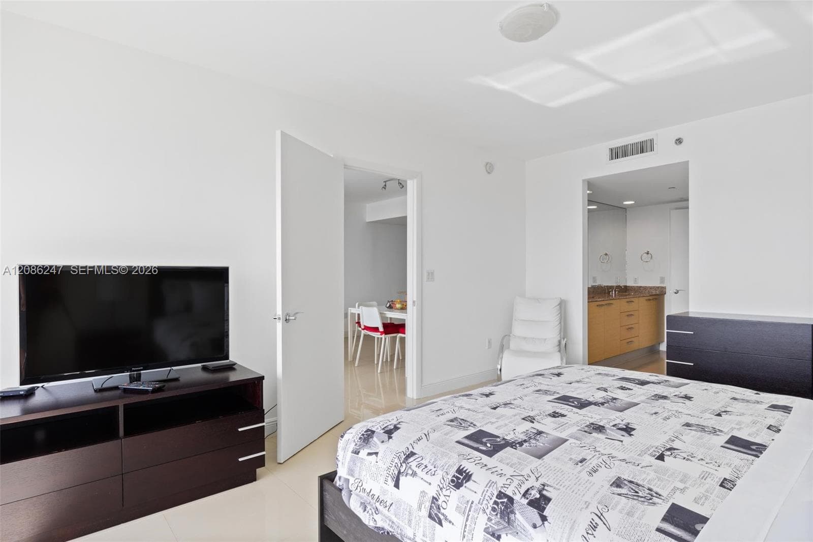 BEACH CLUB THREE CONDO · #4006 in Hallandale Beach - Photo 21