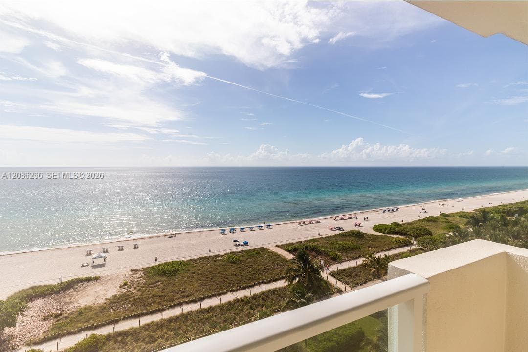 Spiaggia · #1001 in Surfside - Photo 2