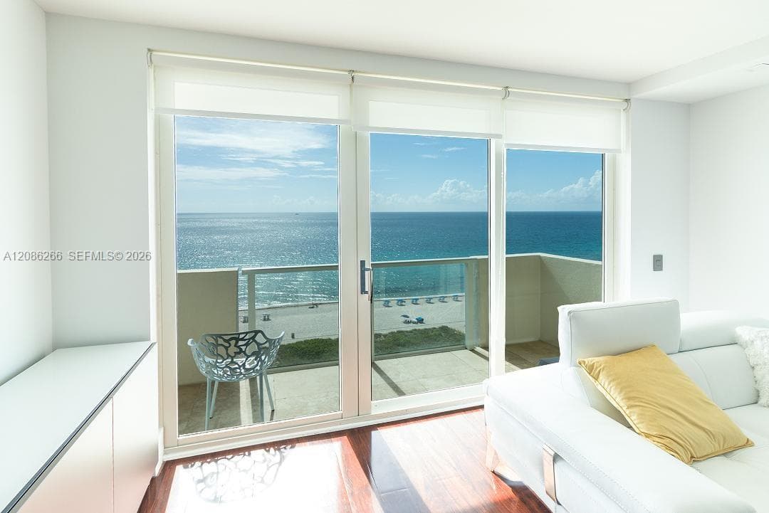 Spiaggia · #1001 in Surfside - Photo 29