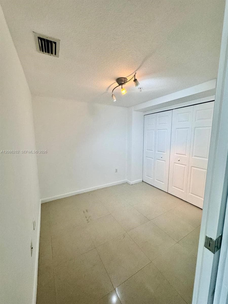 VILLA SOLE CONDO · #303 in Miami - Photo 5