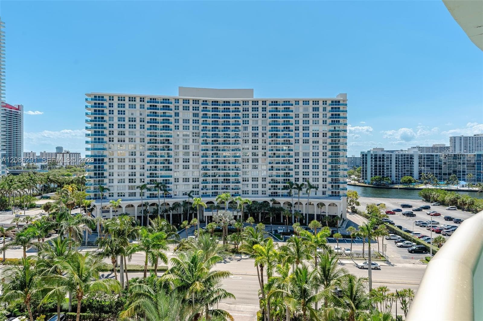 TIDES ON HOLLYWOOD BEACH · #9T in Hollywood - Photo 2