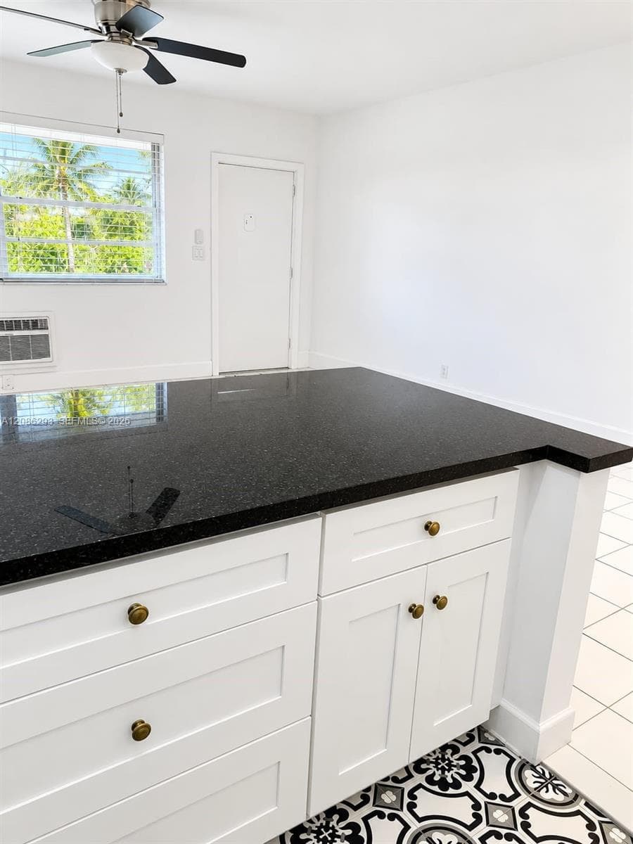 TOWN COLONY CONDO · #11D in Hollywood - Photo 5