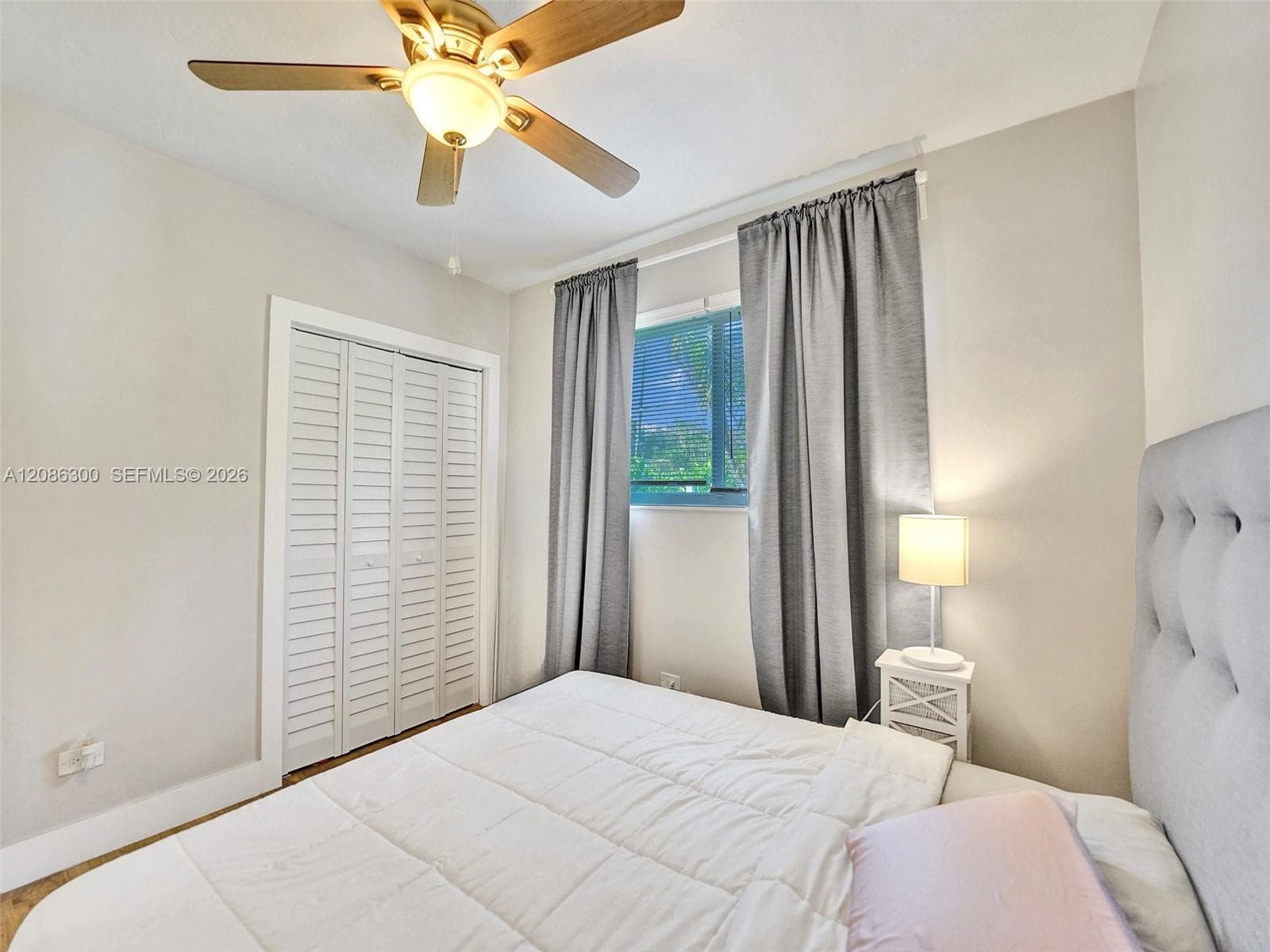 12015 NE 7th Ave photo 16