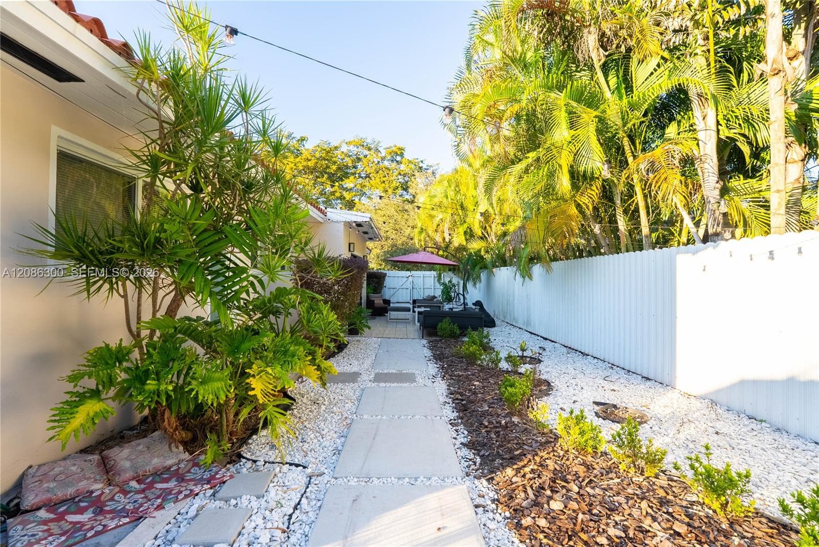 12015 NE 7th Ave photo 53