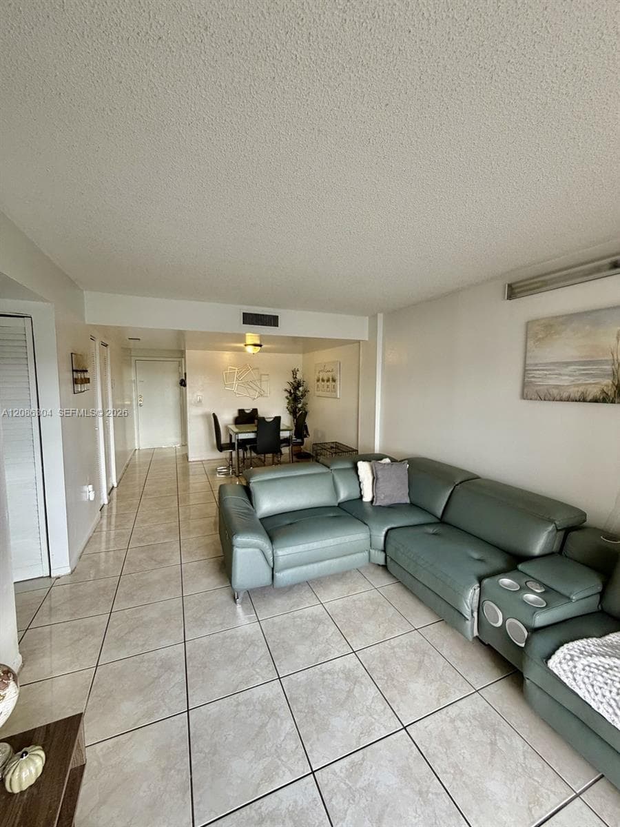 Tower North Condo · #402 in Miami - Photo 15