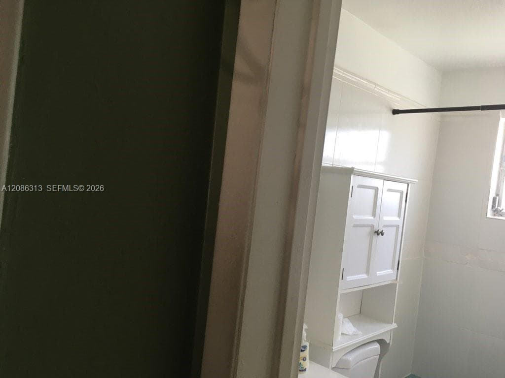 Dell Manor condominium · #5 in Hollywood - Photo 7