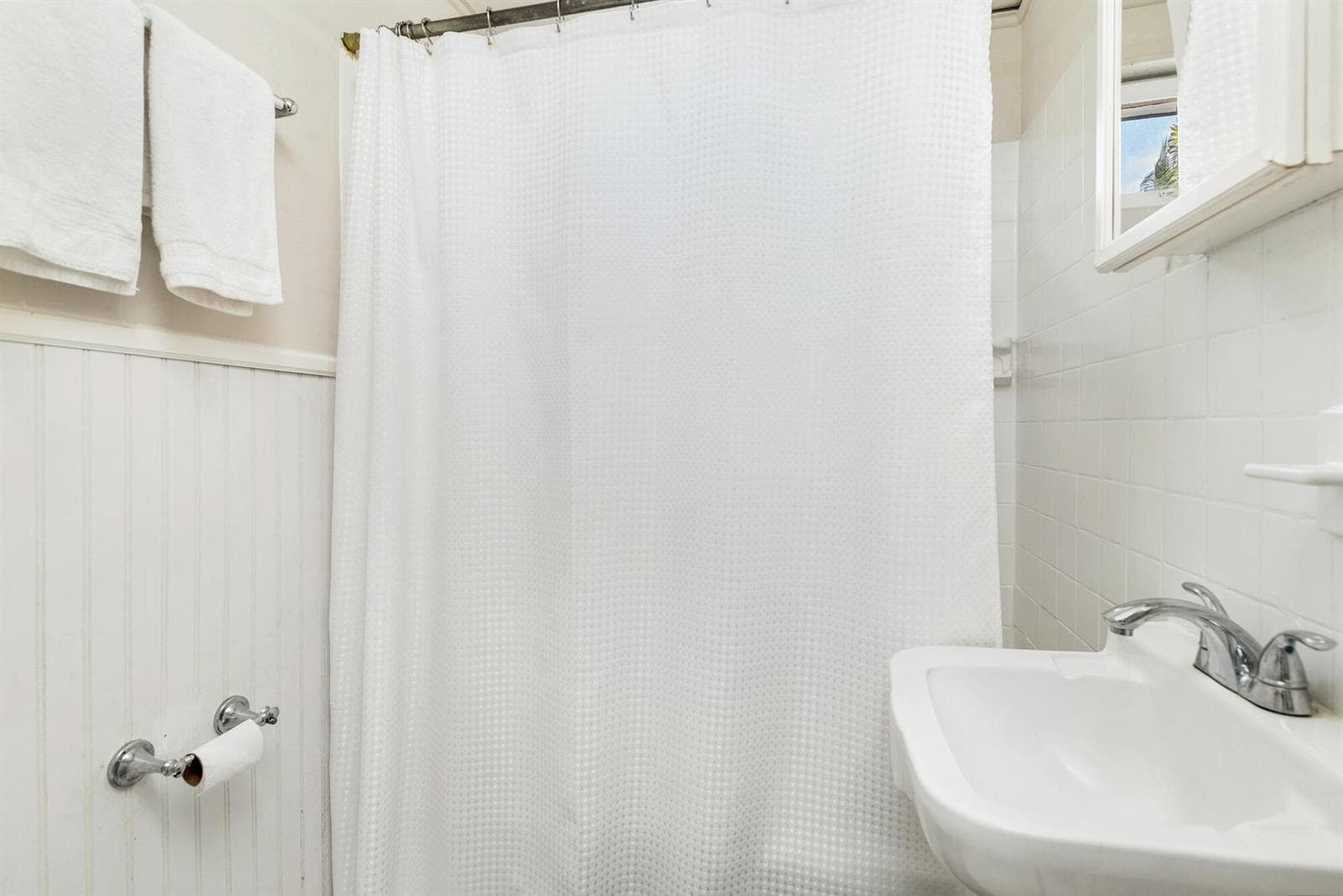 Upstairs Apartment Bath