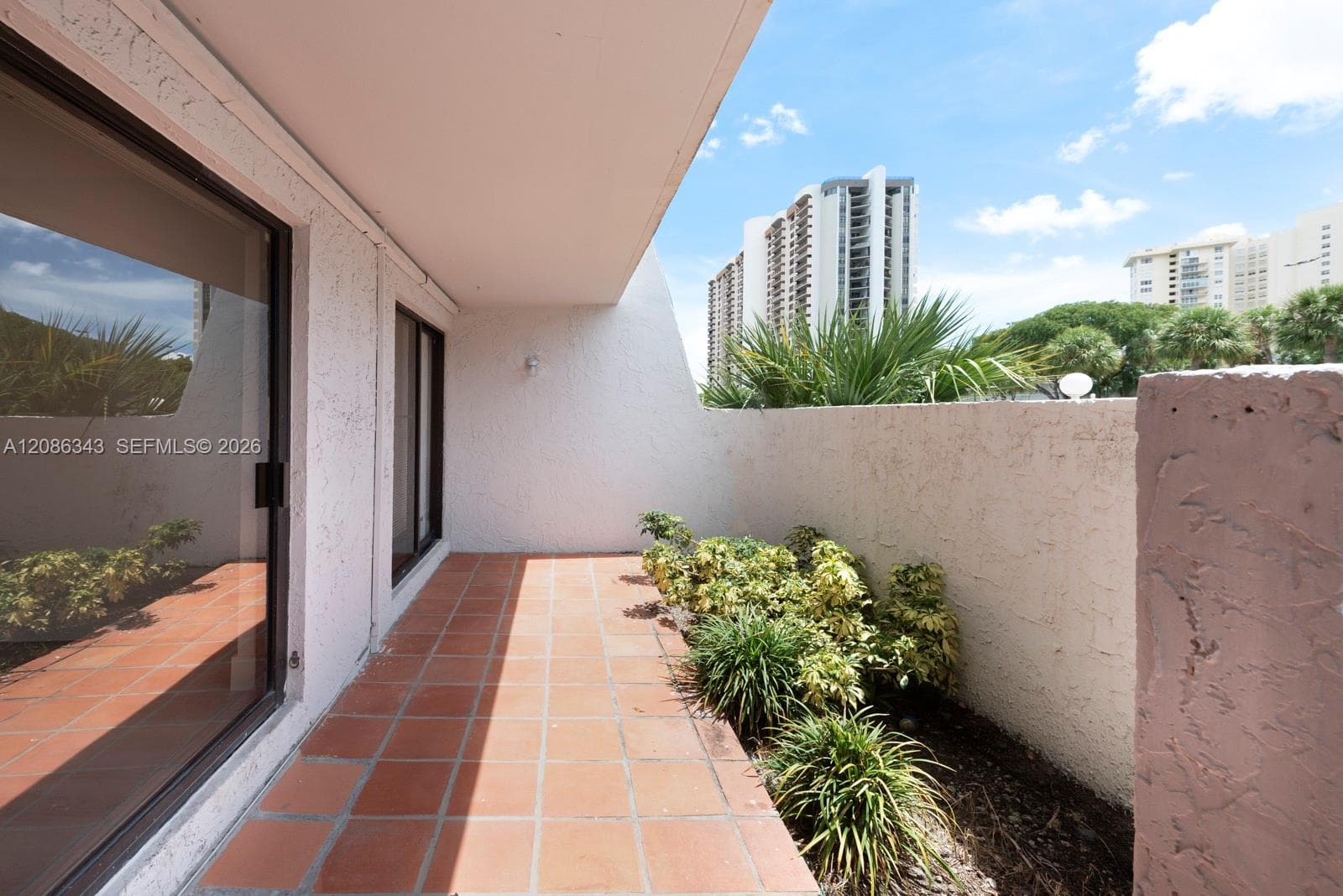CRICKET CLUBHOUSE CONDO · #108 in Miami - Photo 11