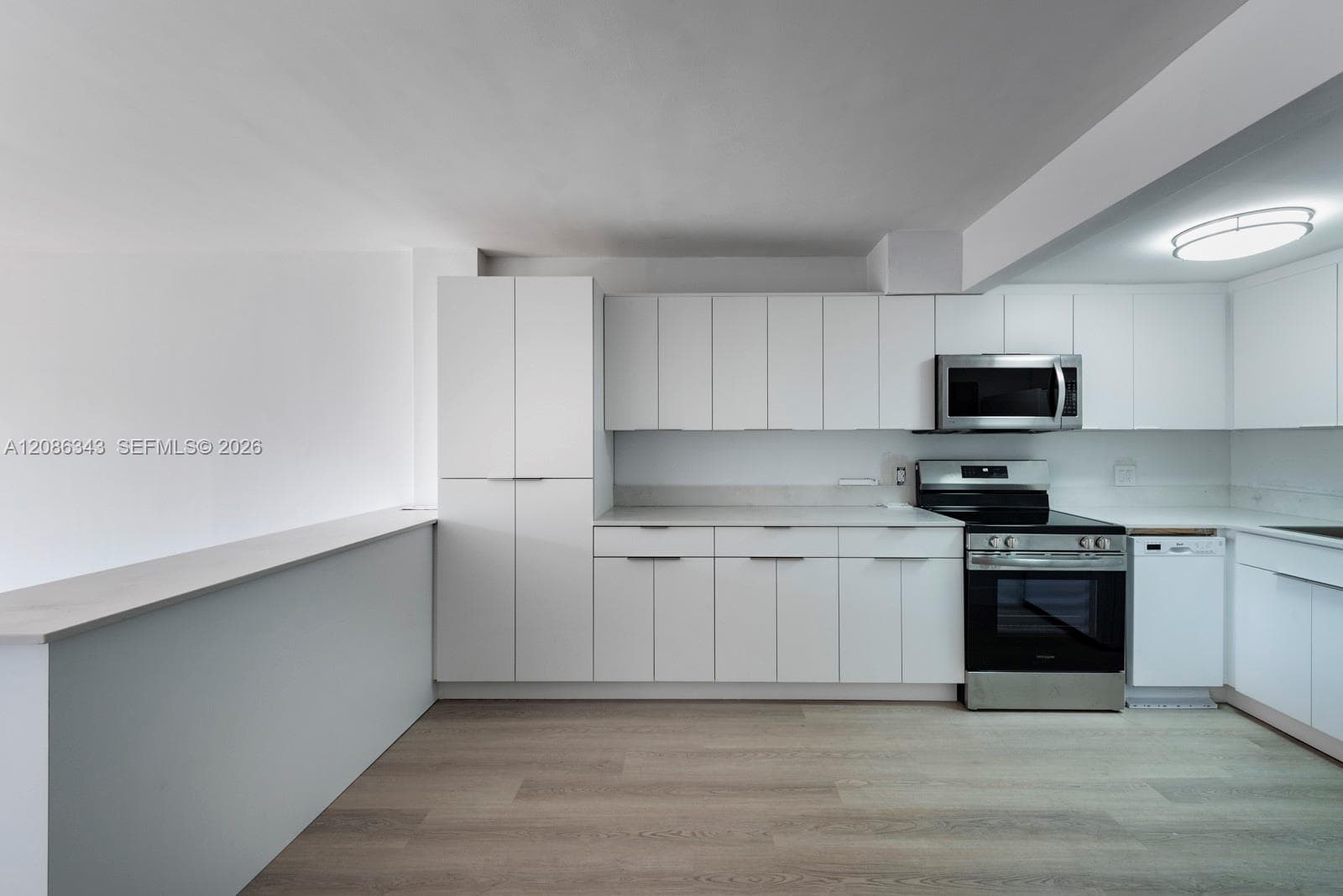 CRICKET CLUBHOUSE CONDO · #108 in Miami - Photo 4