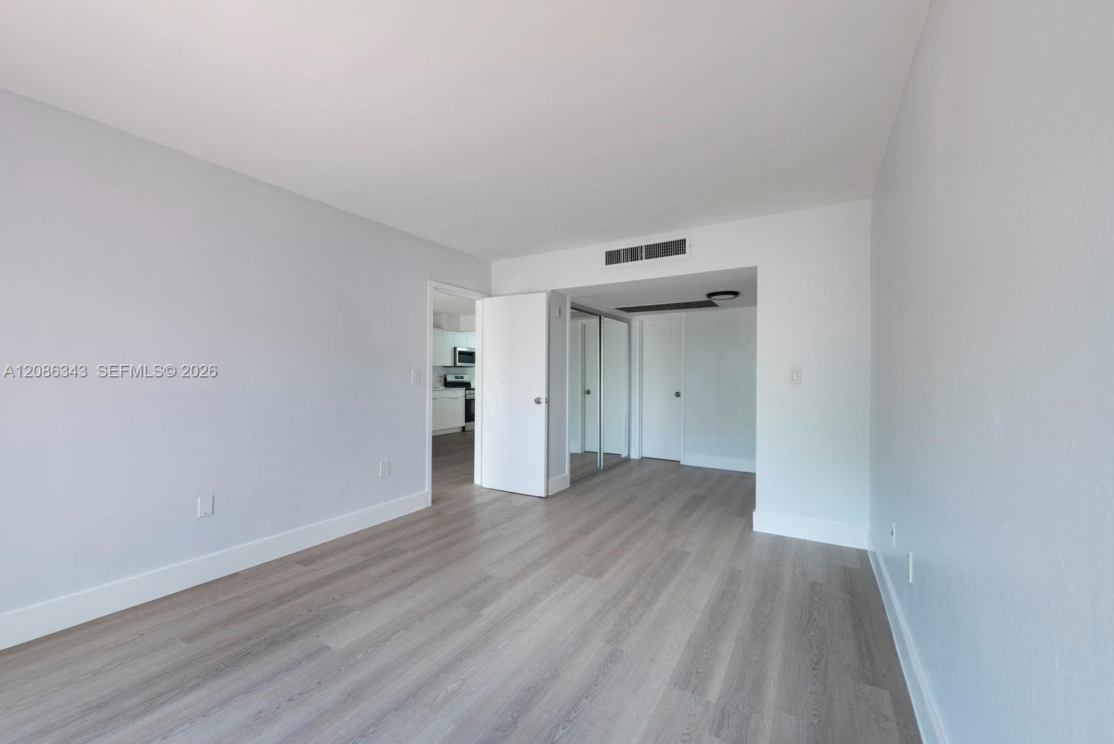 CRICKET CLUBHOUSE CONDO · #108 in Miami - Photo 8