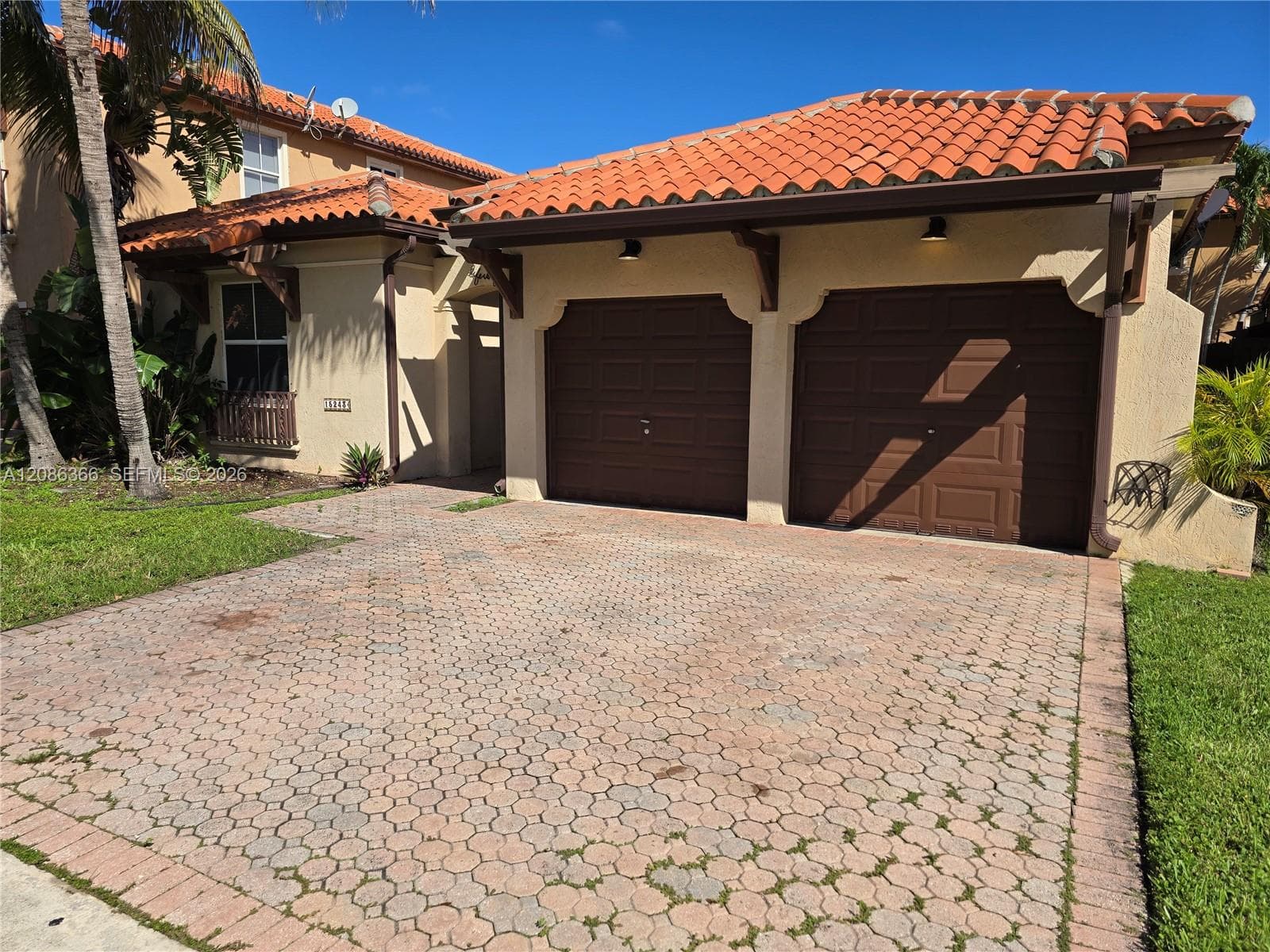 15243 SW 28 TE photo 1