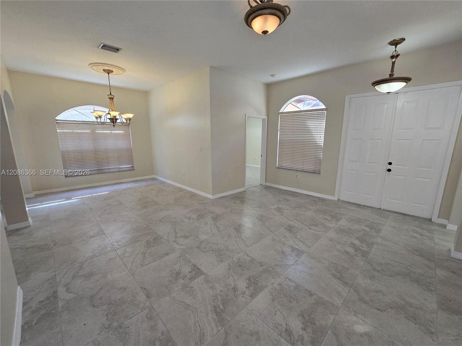 15243 SW 28 TE photo 15