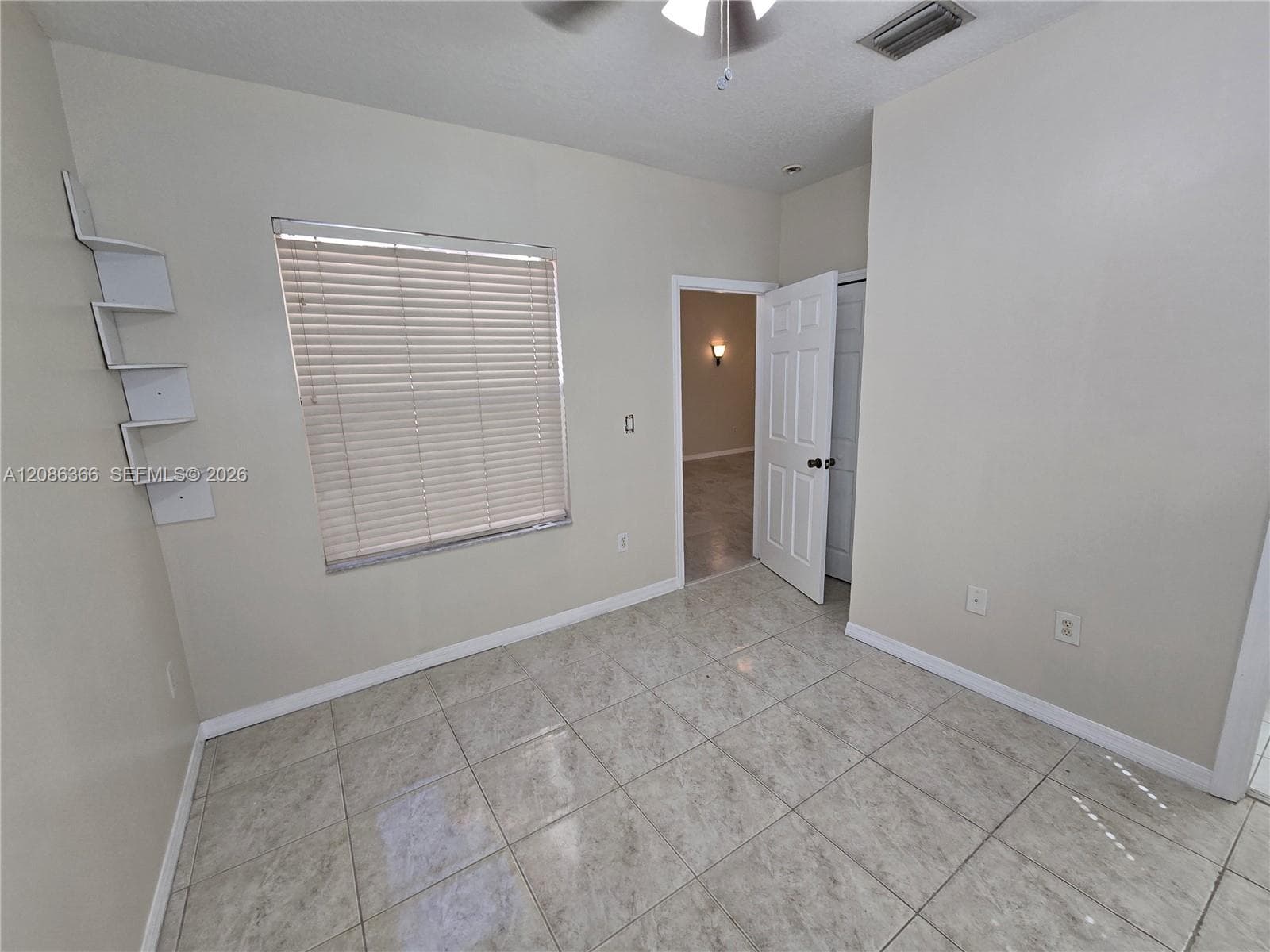 15243 SW 28 TE photo 40