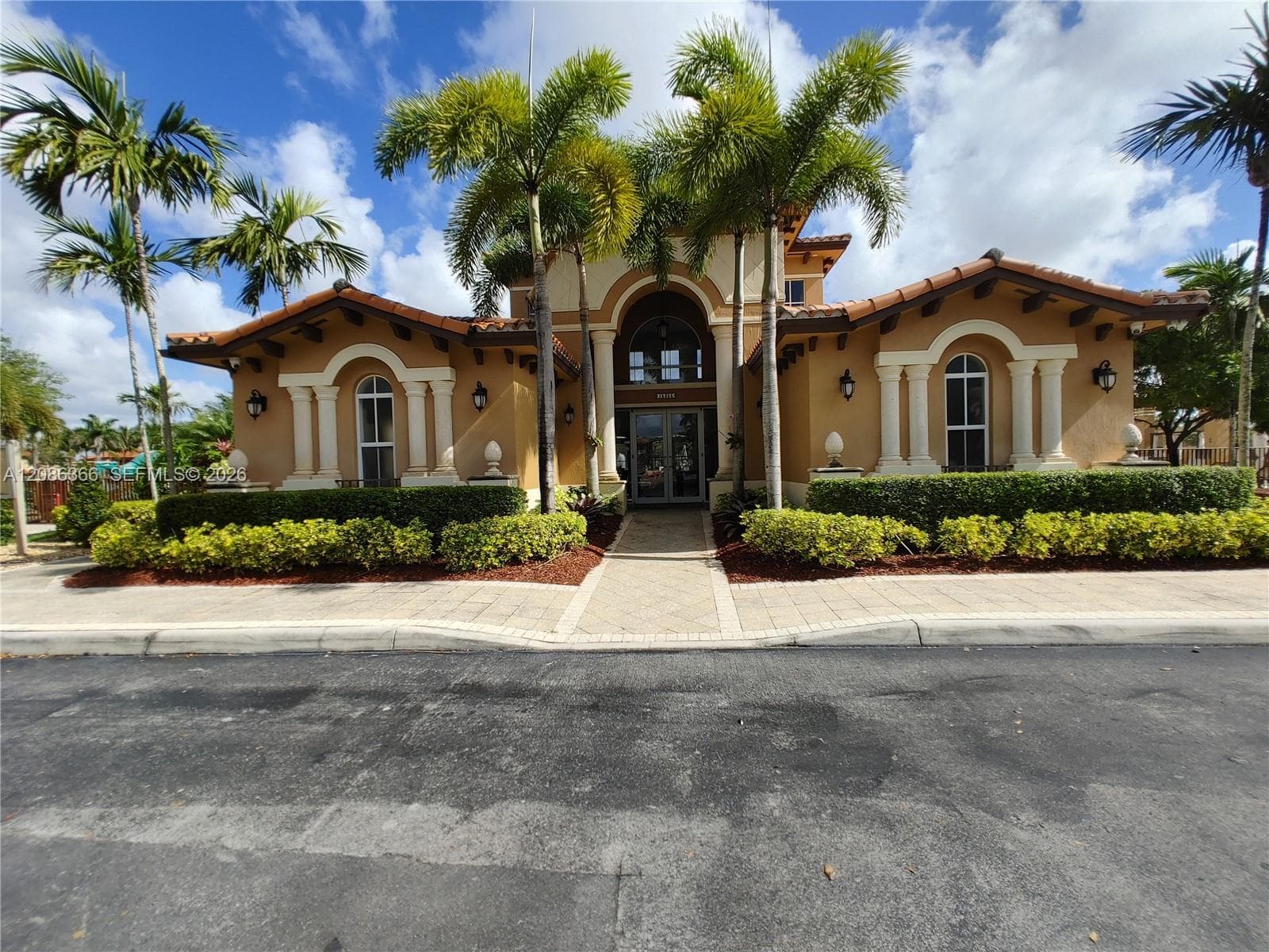 15243 SW 28 TE photo 64