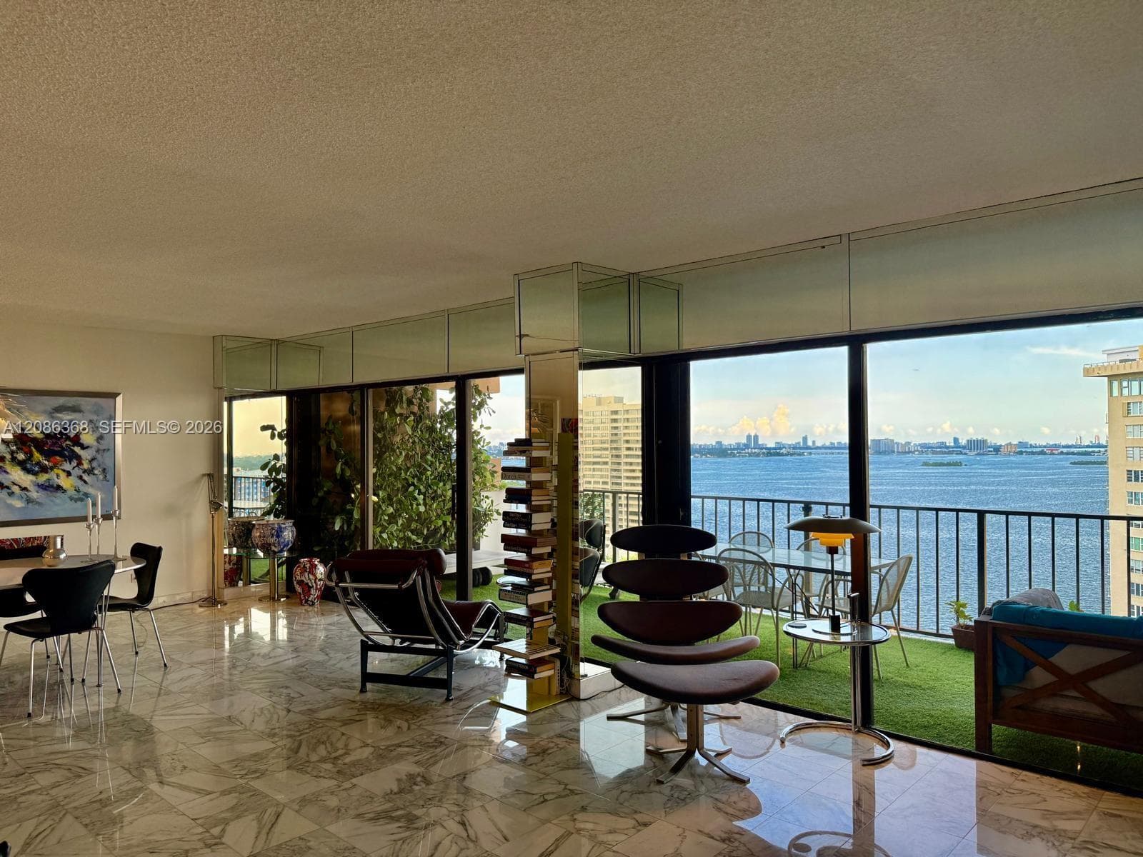CRICKET CLUB CONDO · #2007 in Miami - Photo 3