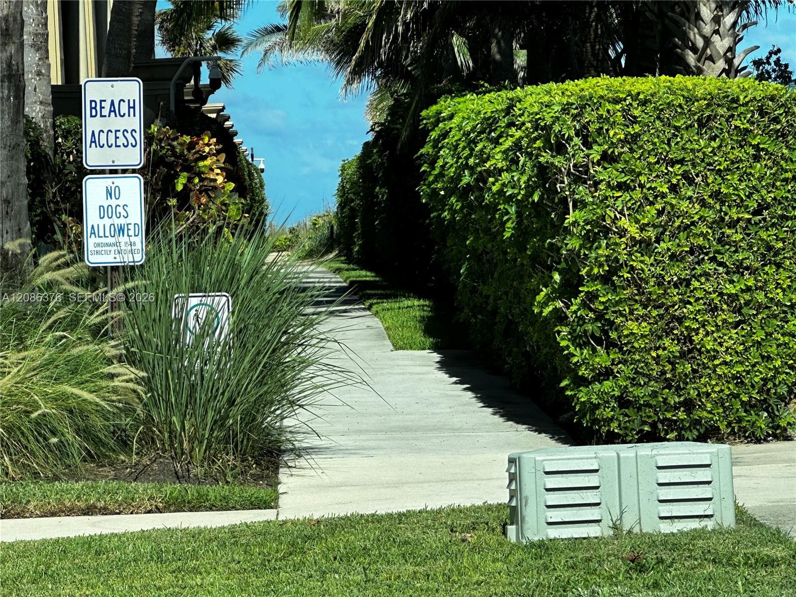PATRICIAN CONDO · #6 V in Boca Raton - Photo 4