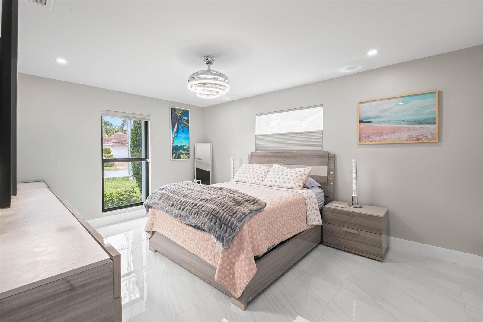 2820 NE 47th St - 44.jpg-SMALL