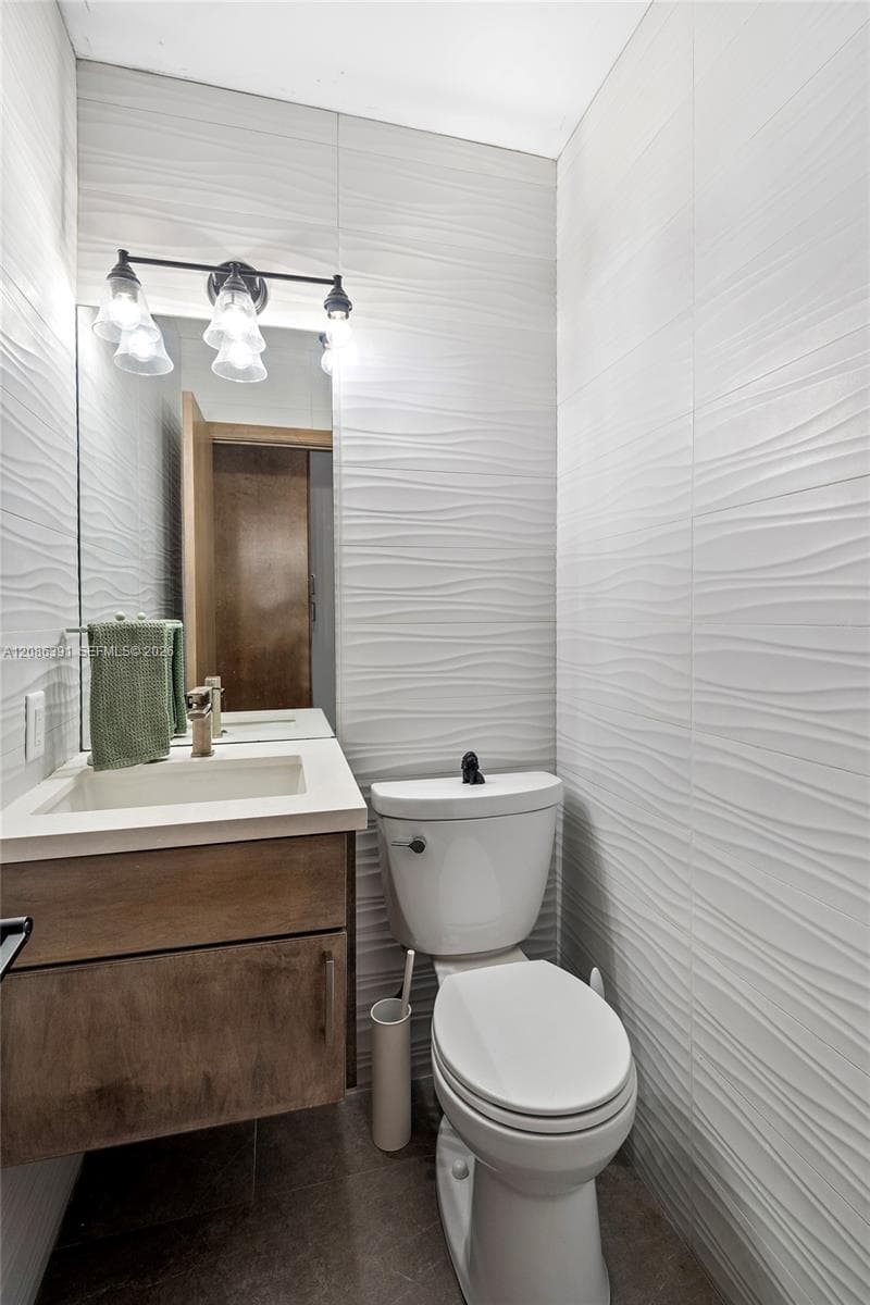 419 Alamanda Dr photo 28
